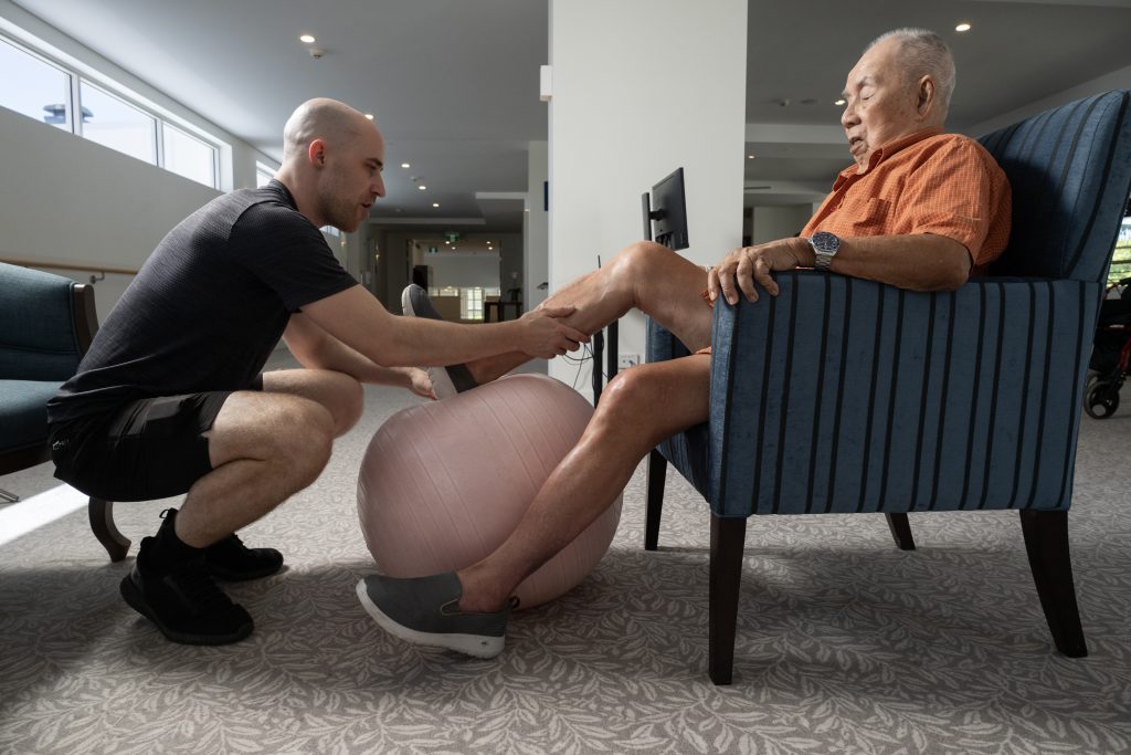 Can physiotherapy help heal ACL damage?